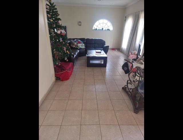 4 BEDROOM PROPERTY TO RENT IN HOMESTEAD